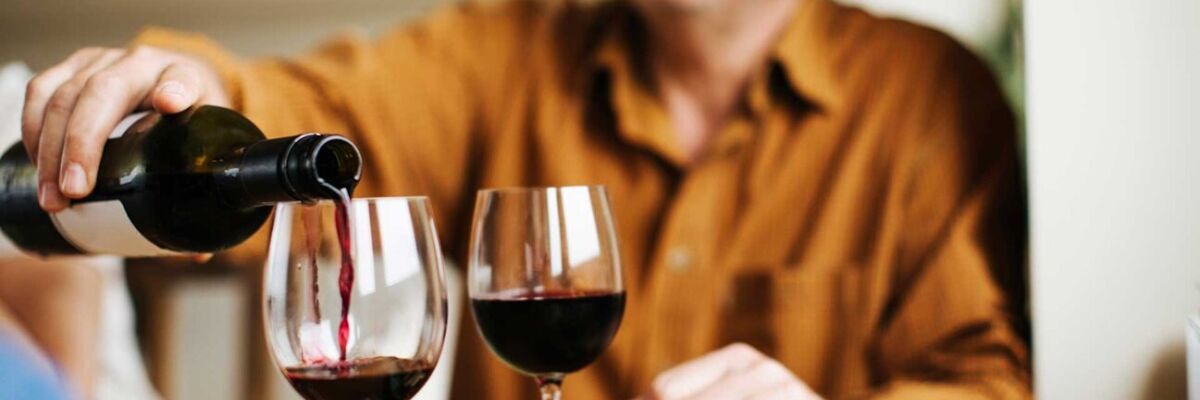 Заражение коронавирусом через вино, правда или вымысел? 