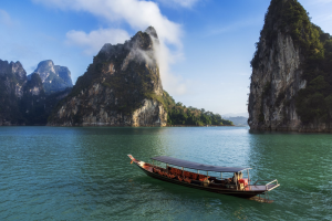 Таиланд отменяет давний запрет на продажу алкоголя в послеобеденное время в целях поддержки туризма